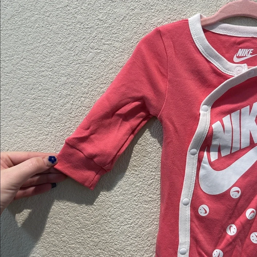 Nike Pink Footed One-Piece with White Logo Size 6M
